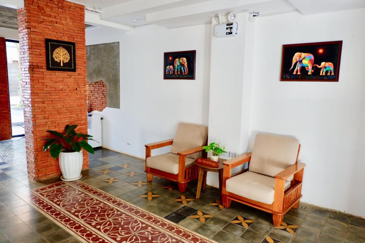 1004 Boutique Hotel Siem Reap Exterior photo