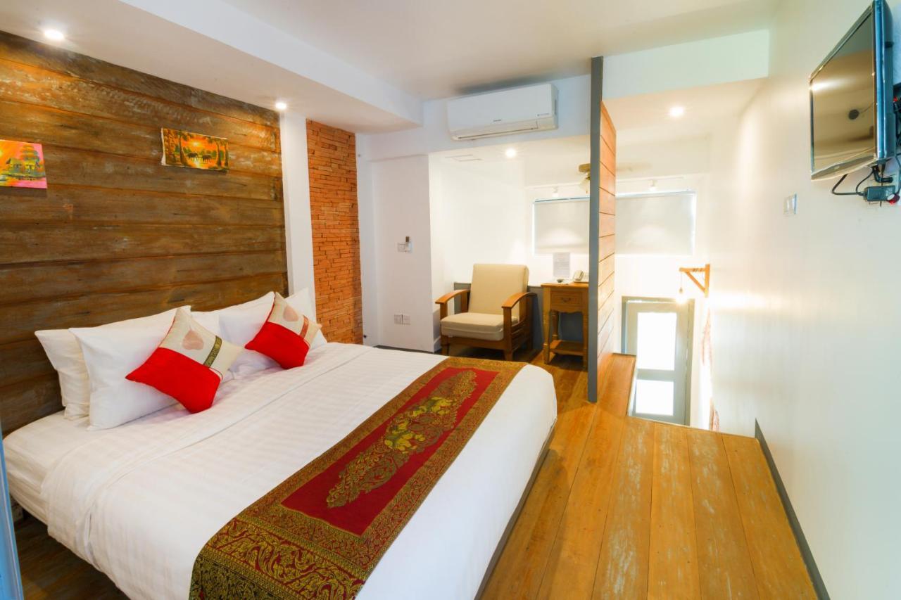 1004 Boutique Hotel Siem Reap Exterior photo