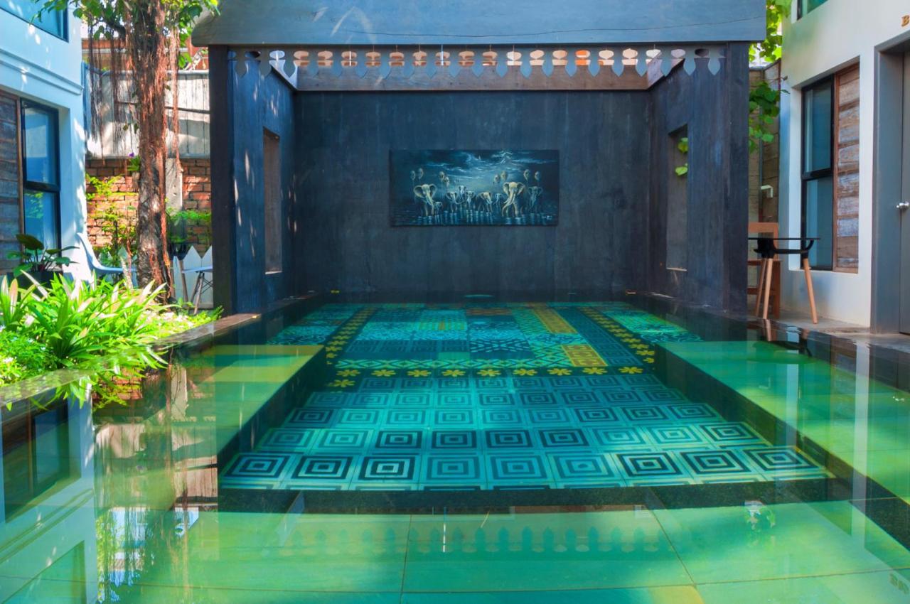 1004 Boutique Hotel Siem Reap Exterior photo