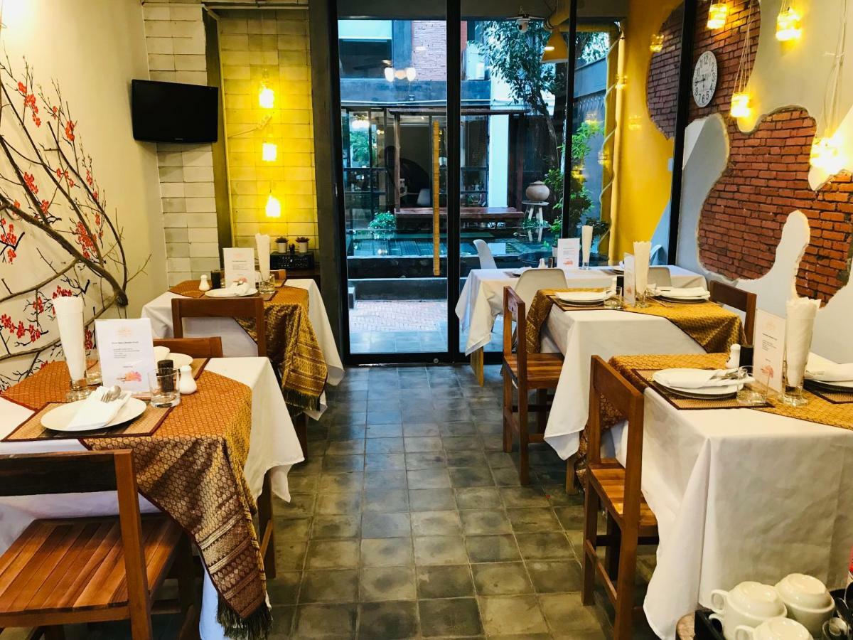 1004 Boutique Hotel Siem Reap Exterior photo